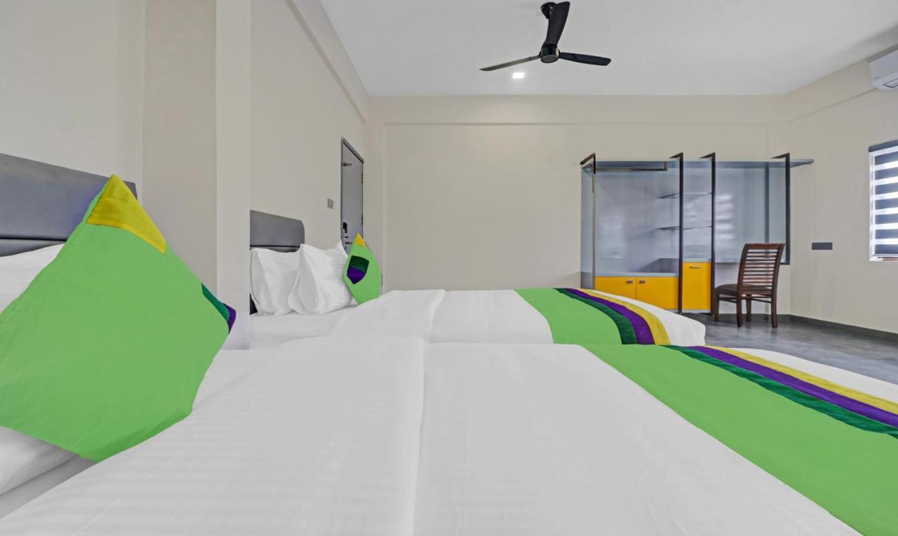 Treebo Grand Vistara Airport Suites Kochi Eksteriør bilde
